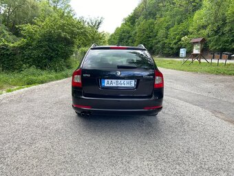 Škoda Octavia Combi RS 2.0 TFSI + GO motora - 6