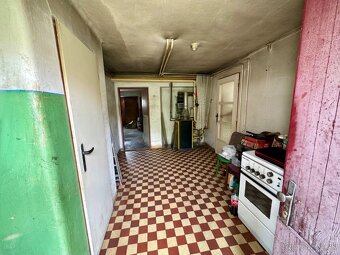 Rodinný dom vhodný na kompletnú rekonštrukciu, Ružomberok - 6