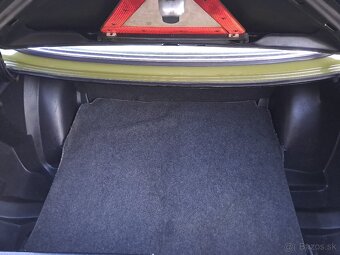 Mercedes W123 - 6