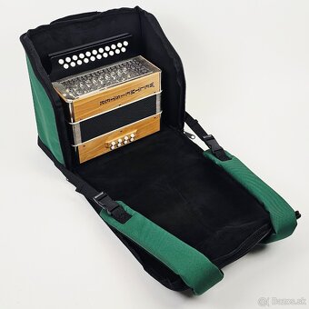 vak / ruksak na akordeon / heligonka akordeon rôzne veľkosti - 6