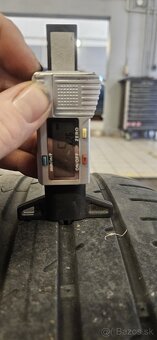 Hankook 225/45 R17 letné - 6