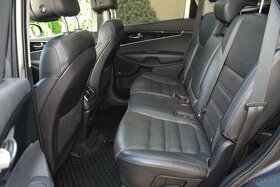 Kia Sorento 2.2 CRDi 4WD,7.Mies Platinum A/T6  r.v : 02/2016 - 6