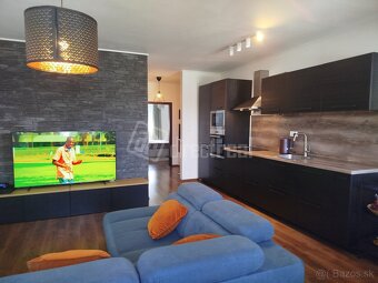 Ponúkame na predaj 3-izbový, elegantný
a slnečný … - 6