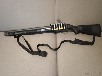 Broková pumpa Mossberg 590A1 12/76 - 6