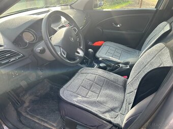 Predám Renault Megane - 6