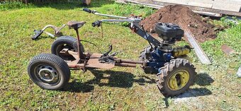 Predám malotraktor s príslušenstvom - 6