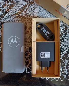 Motorola Edge 50 PRO, NOVÝ - 6