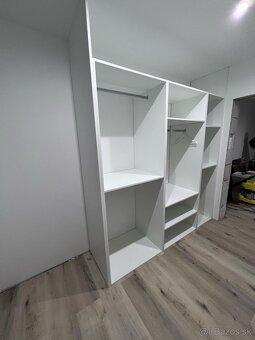 Predám šatníkové regále - úplne NOVE - DEKOR - Biela - 6