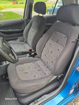 Škoda Fabia 1.4 MPI - 6
