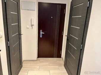 2 izbový byt v centre Nitry pri parku (tehlová bytovka) - 6