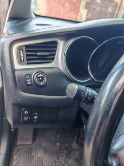Kia ceed 1.4 crdi 66kw 2012 - 6