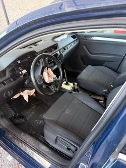 ROZPREDÁM ŠKODA SUPERB III COMBI 2.0 TDI – r. 2016 - 6