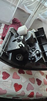 Zadne svetlá range rover sport l320 - 6