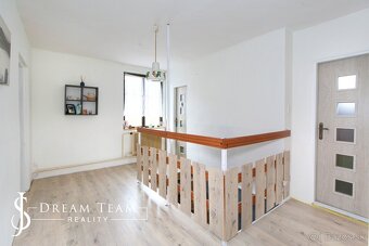 Priestranný rodinný dom pre viacčlennú rodinu v obci Hrušov - 6