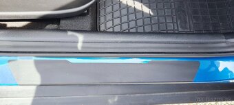 Kia Stonic - 6