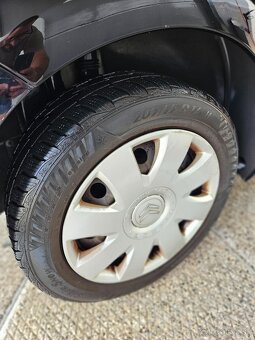 Citroën C4 1.4i, 65 kW – hatchback s klímou a tempomatom - 6