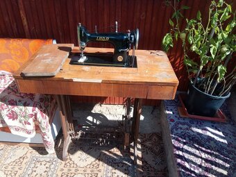 Šijací stroj manualny - 6