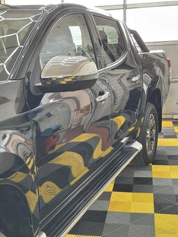 Mitsubishi L200 - 6