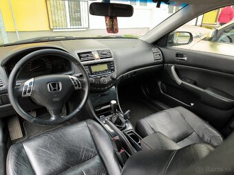 Honda Accord 2.2 103KW 2004 - 6