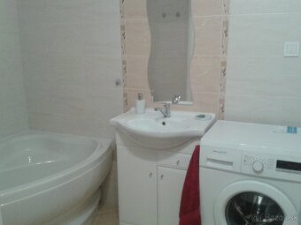 Vodárenská ulica - možnosť prenajať aj garáž - 6