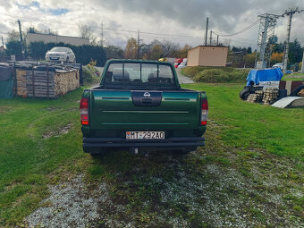 Nissan Double Cab 2.5TD Navara - 6