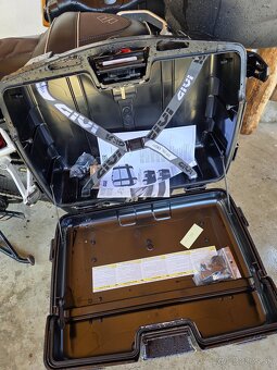 Predam suzuki vstrom 1000 - 6