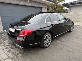Mercedes Benz sedan E400 D 4Matic - 6