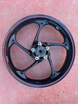 TRIUMPH SPEED TRIPLE 1050 OROGINÁLNE ráfy - 6