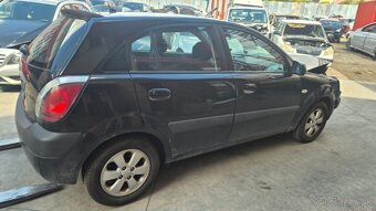 Kia Rio 1,4i 71,3kw kód: G4EE - 6
