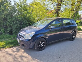 Toyota verso - 6