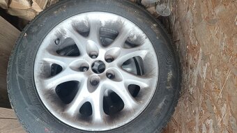 Alfa Romeo 147 1.9 JTD 85klW - 6