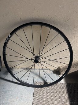 🚴 Predám cestné kolesá DT Swiss P1800 Spline 32 + kazeta - 6
