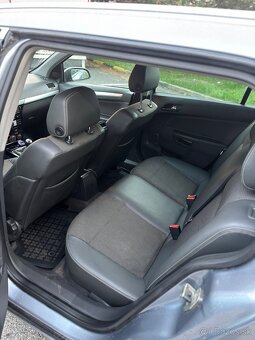 Opel astra H 1.7cdti 92kw 2008 - 6