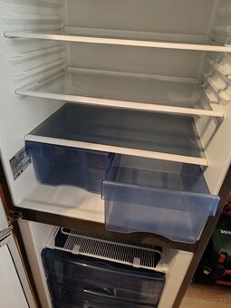 Chladnička kombinovaná Gorenje - 6