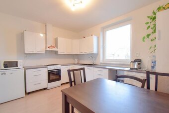 Moderný 4-izbový bungalov-Kokšov Bakša - 6