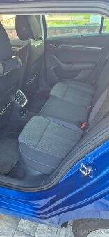 Škoda Octavia 2.0tdi 2020 race blue style - 6