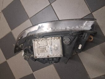 BMW 1 (E87) predné bixenónové svetlá. - 6