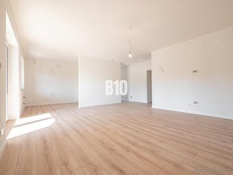 Skolaudovaný RD v tichej časti- Nitra, Lužianky /novostavba/ - 6