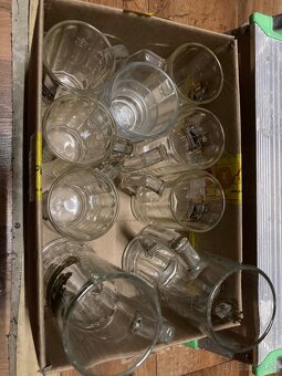 Sklenené krígle a poháre mix - 6