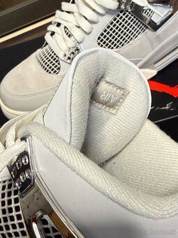 Jordan 4 frozen moments - 6