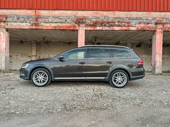 Volkswagen Passat Alltrack variant B7 2.0 tdi 130kW - 6