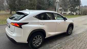Lexus NX 300h Hybrid 4x4 - 6