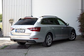 Škoda Superb Combi 2.0TDI 110kw DSG - 6