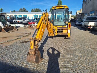 JCB 2CX - 6