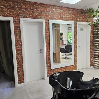 ODSTÚPIM zabehnutý kadernícky salón s novým HEAD SPA
- 6
