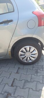 Toyota yaris 1,0 RV 2008 - 6