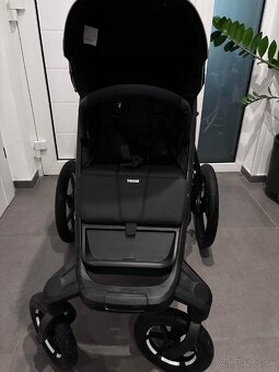 THULE Urban Glide 4-kolesový športový kočík Black
- 6