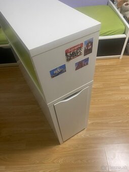 Predám posteľ, záhlavný nočný stolík a komodu. (Set) - 6