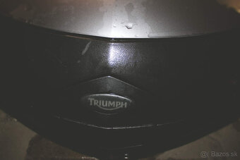 TRIUMPH TIGER 1050 - 6
