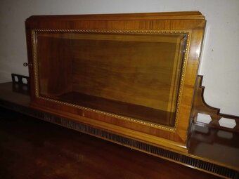 KRÁSNA STAROŽITNÁ KOMODA - 6